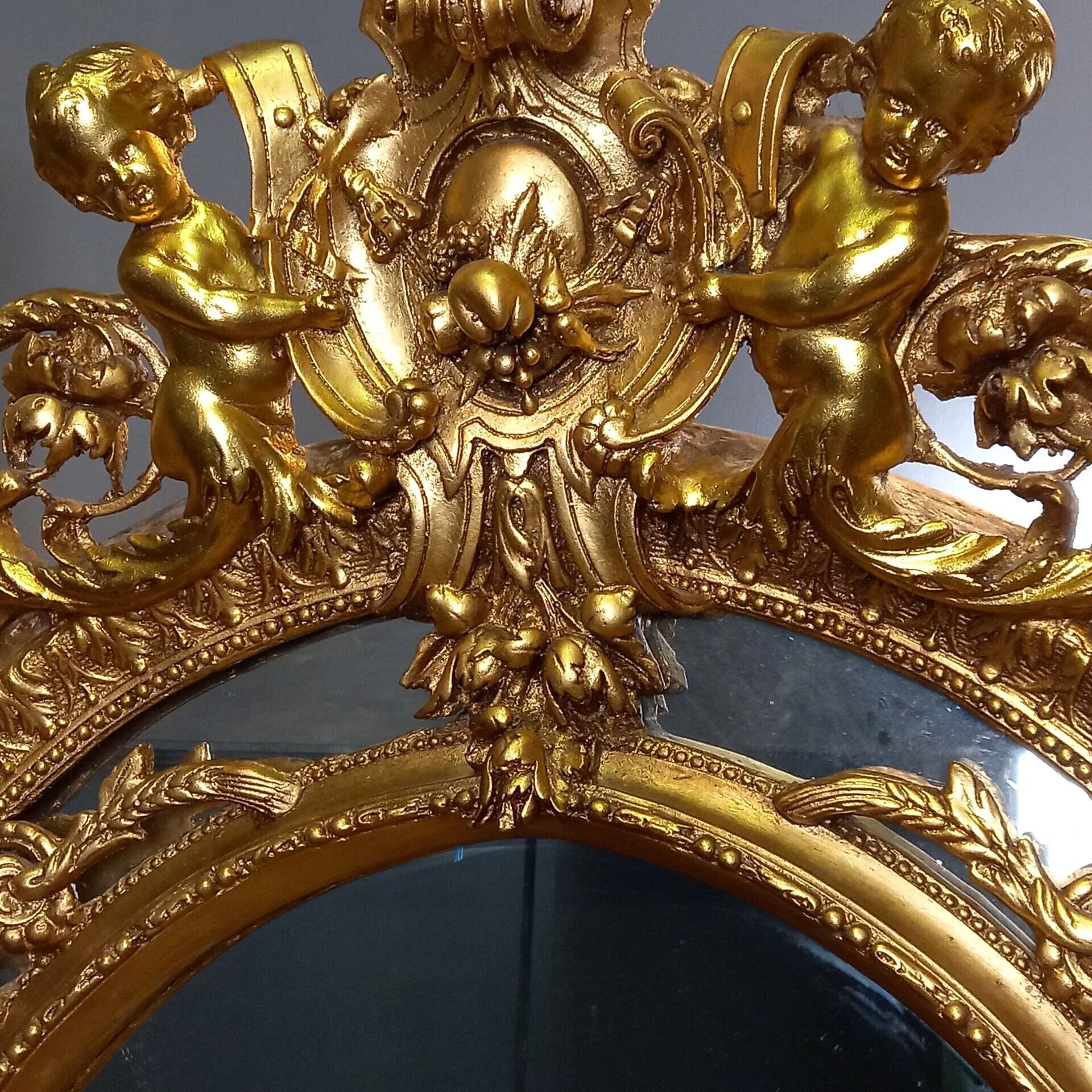 Miroir ovale vintage de style Rococo Louis XV