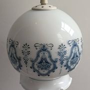 Suspension, boule de bain en opaline