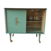 Small buffet, bar