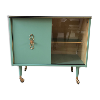 Small buffet, bar