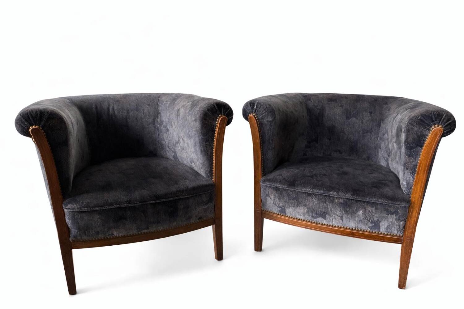 Pair of vintage barrel chairs in blue-grey velvet - 1950s/60s