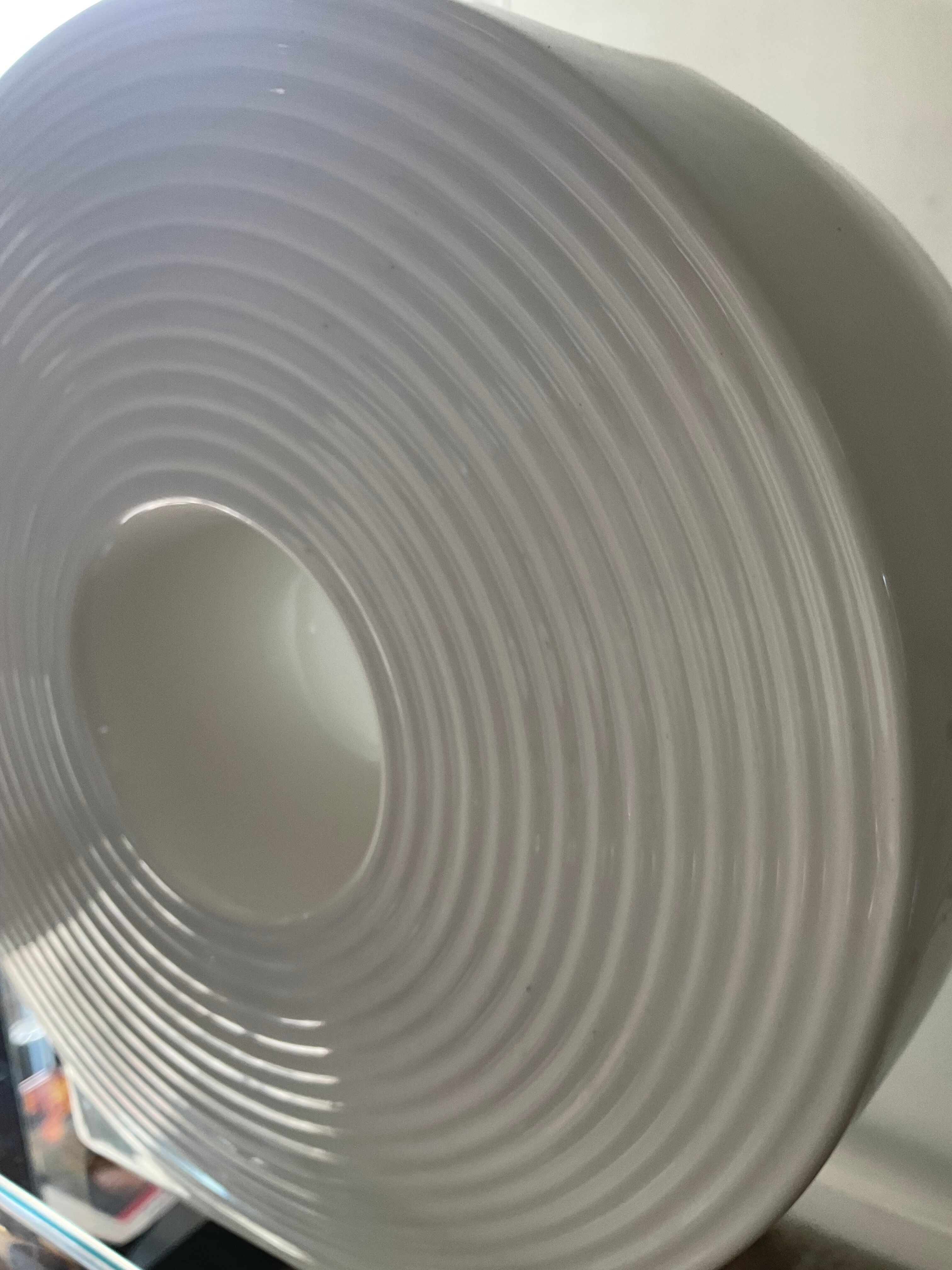 Vintage circular vase in glazed ceramic