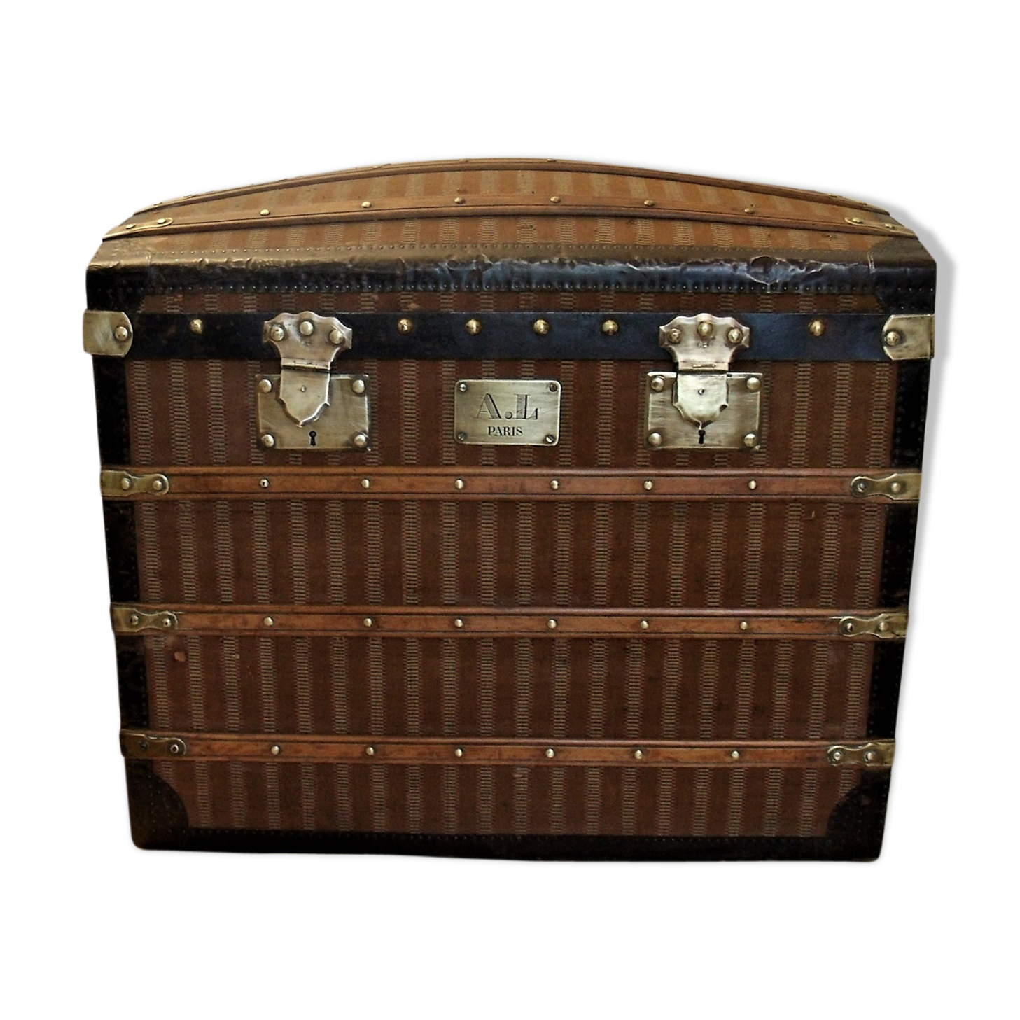 Curved trunk chest storage wood and canvas to scratches