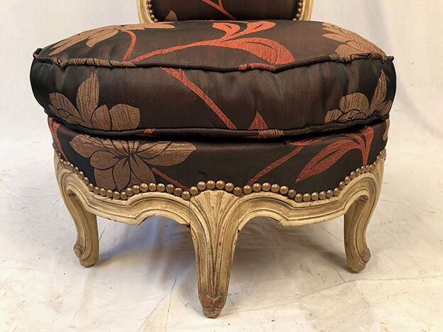 Chaise de style Louis XV en bois laqué XXème