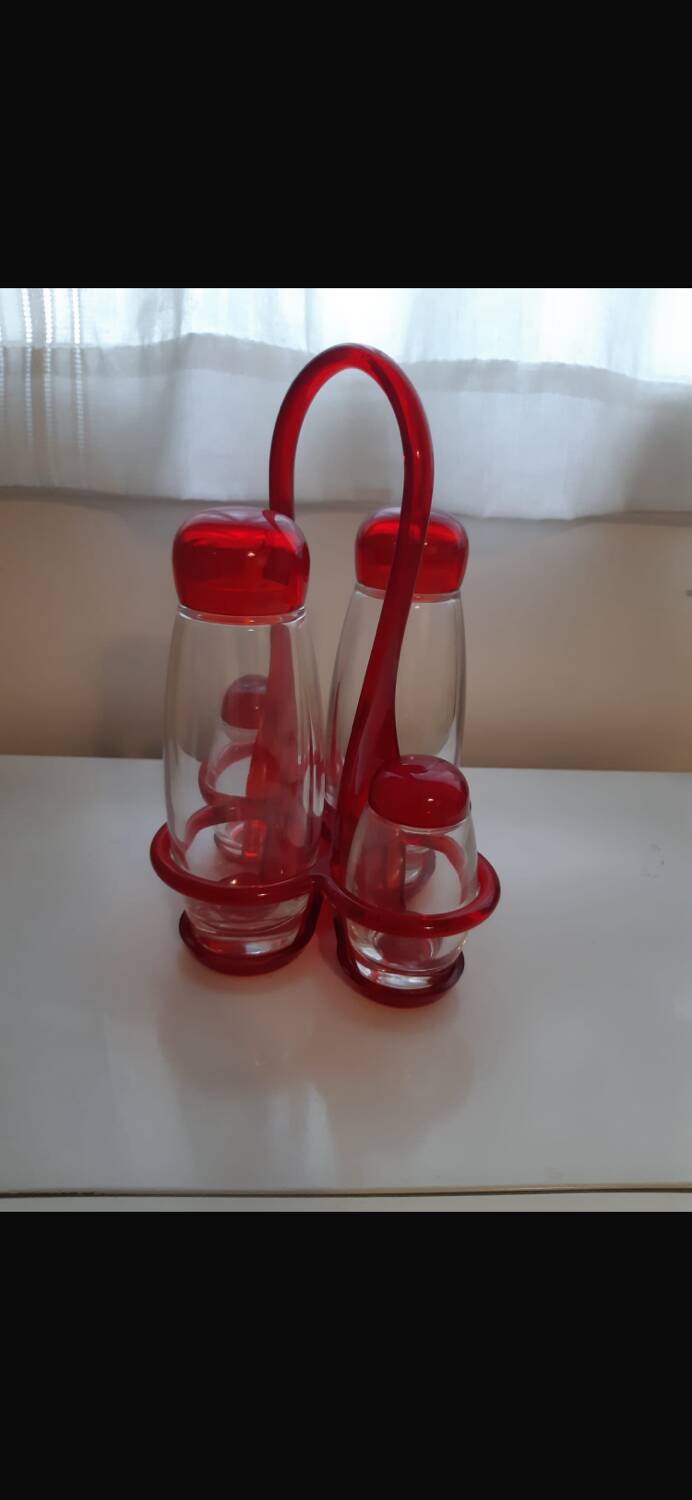 Guzzini oil/vinegar/salt/pepper set made in italy