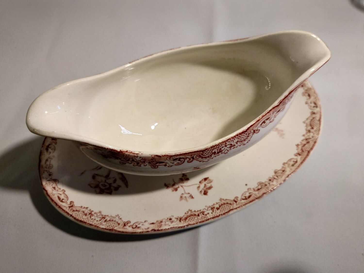 Saucière Sarreguemines model Fontanges