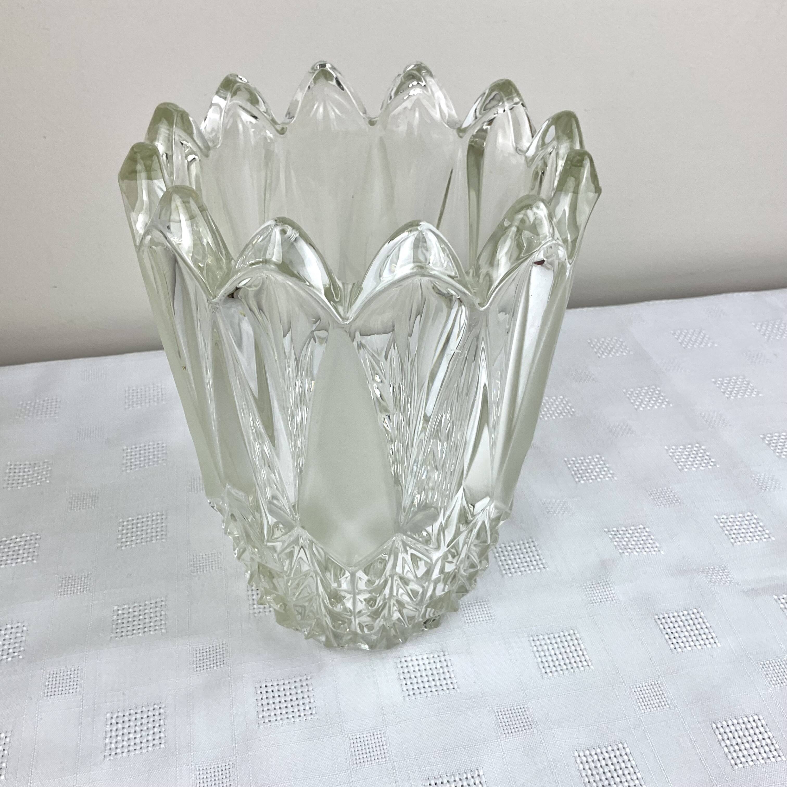 Solid crystal vase - Retro/vintage