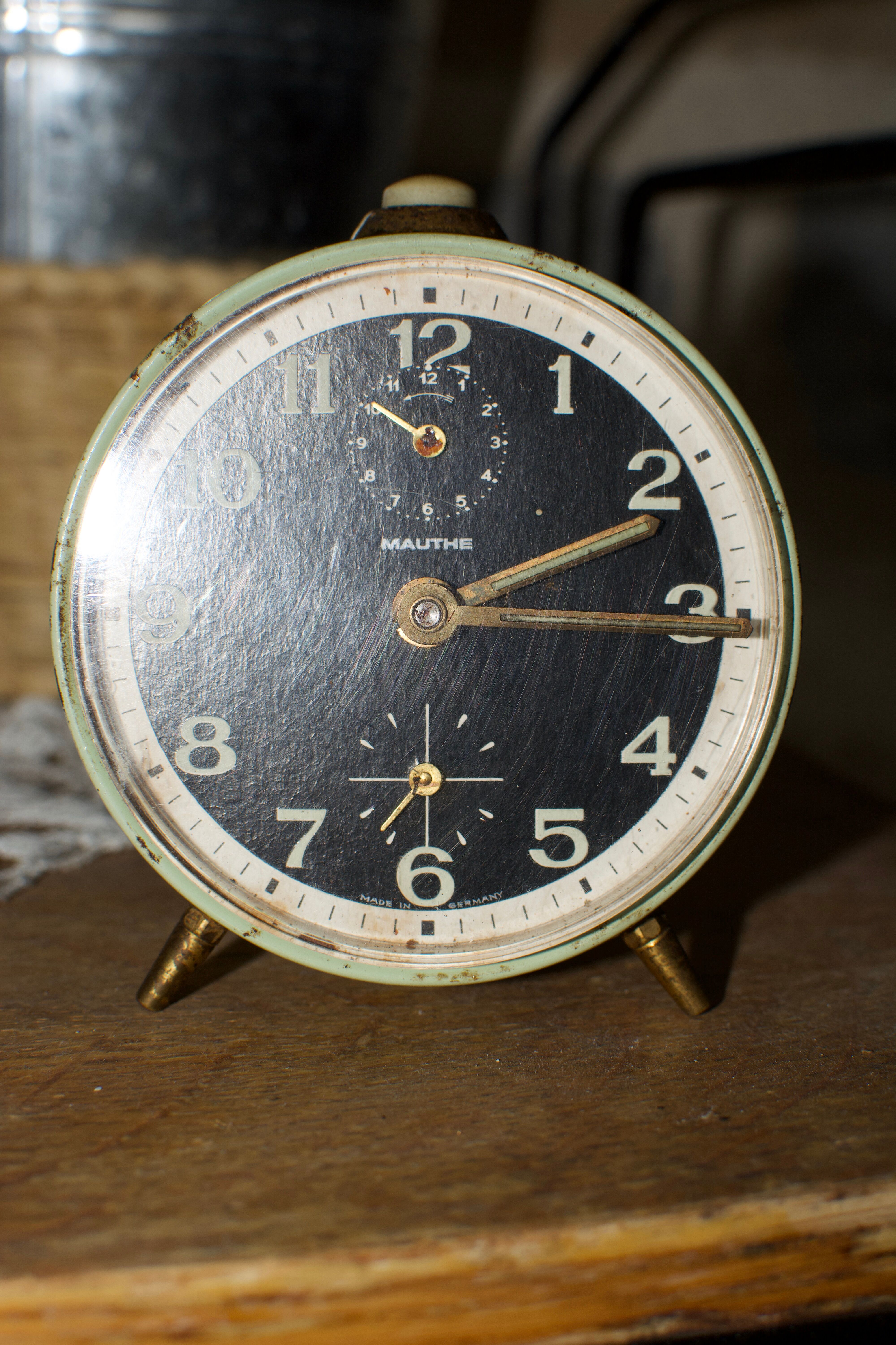 Mechanical alarm clock Mauthe Vintage