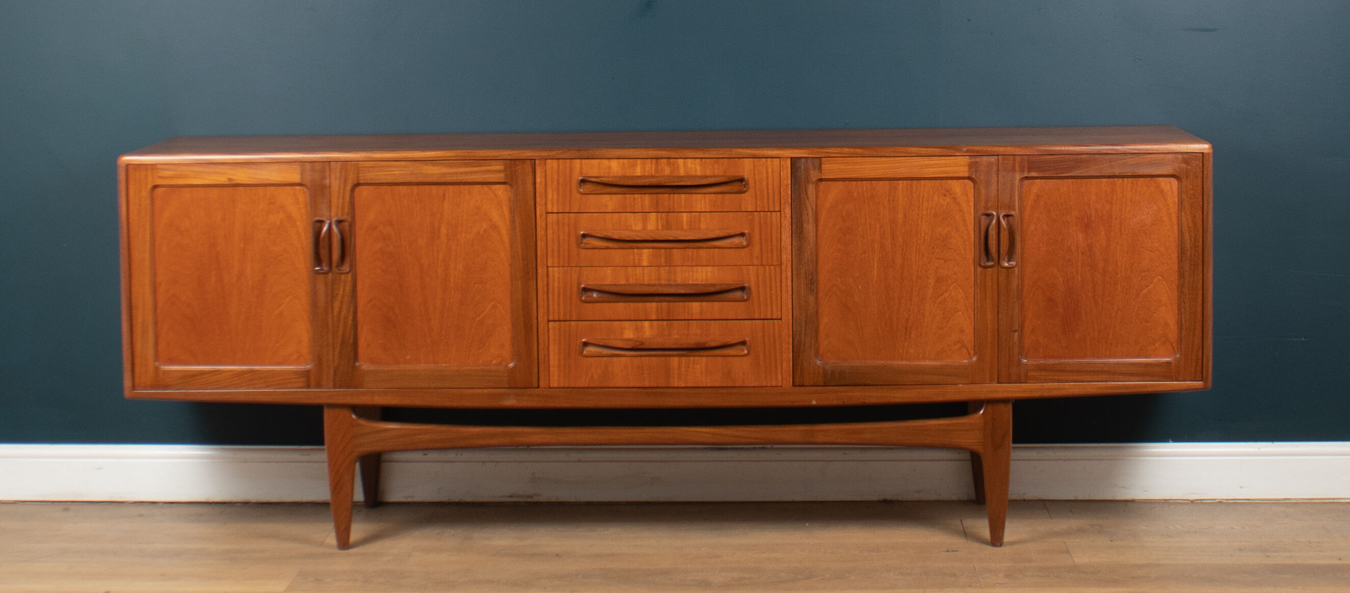 Sideboard in teak from the 1960s, G-Plan by Victor Wilkins