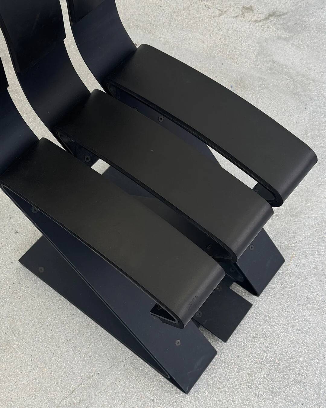 Chaise d'école par Ron Arad pour Hatchi Design Paris