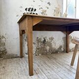 Oak desk with spindle legs, 1950s