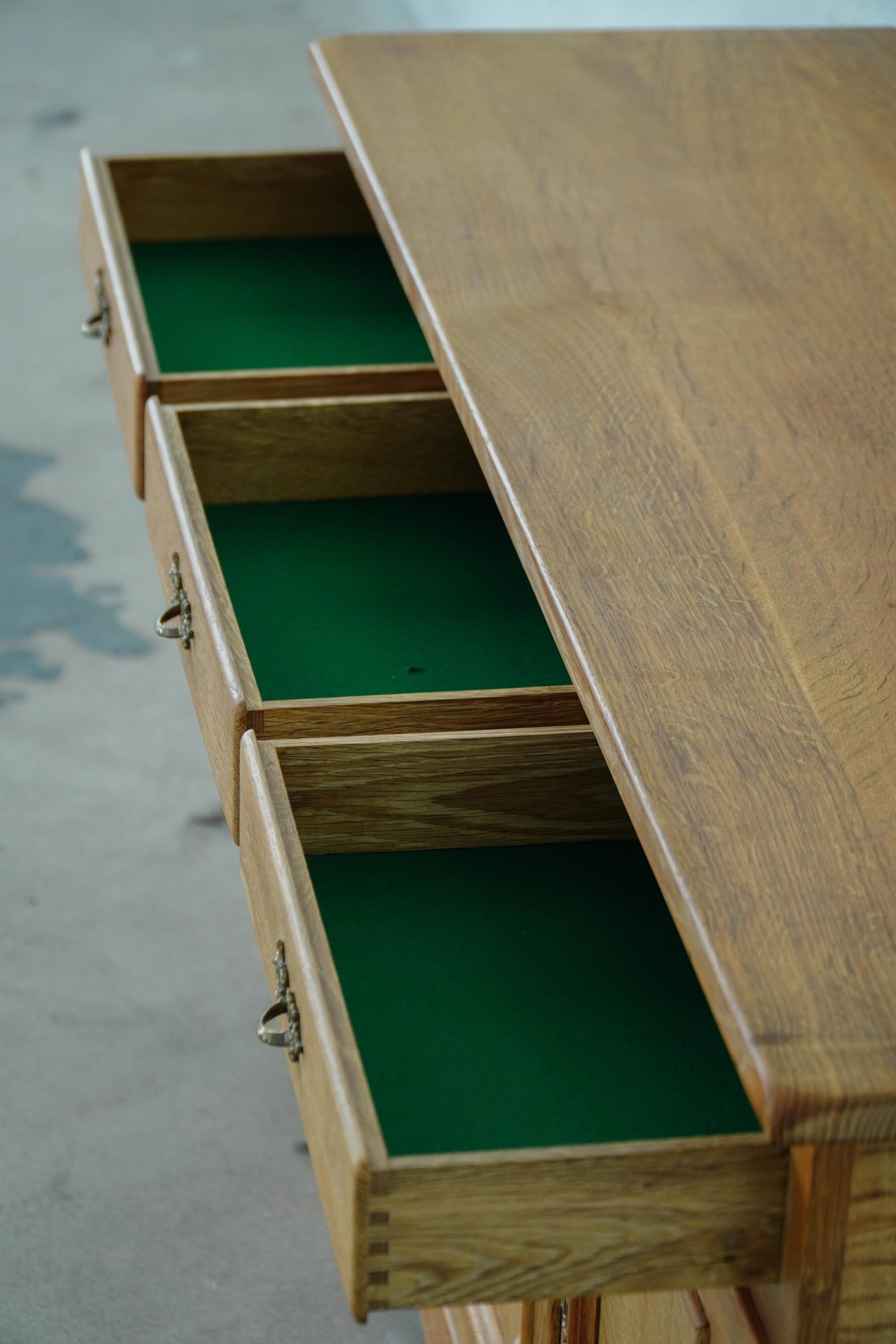 Danish oak sideboard, "Mid-Century Modern" style, 1970s.