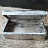 Napoleon III style snuffbox with floral decoration