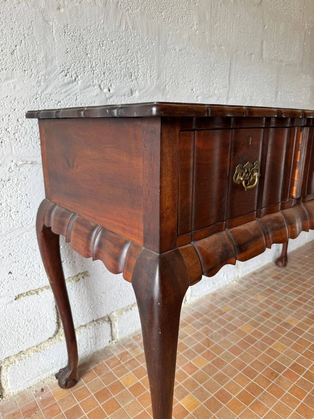 Console ancienne