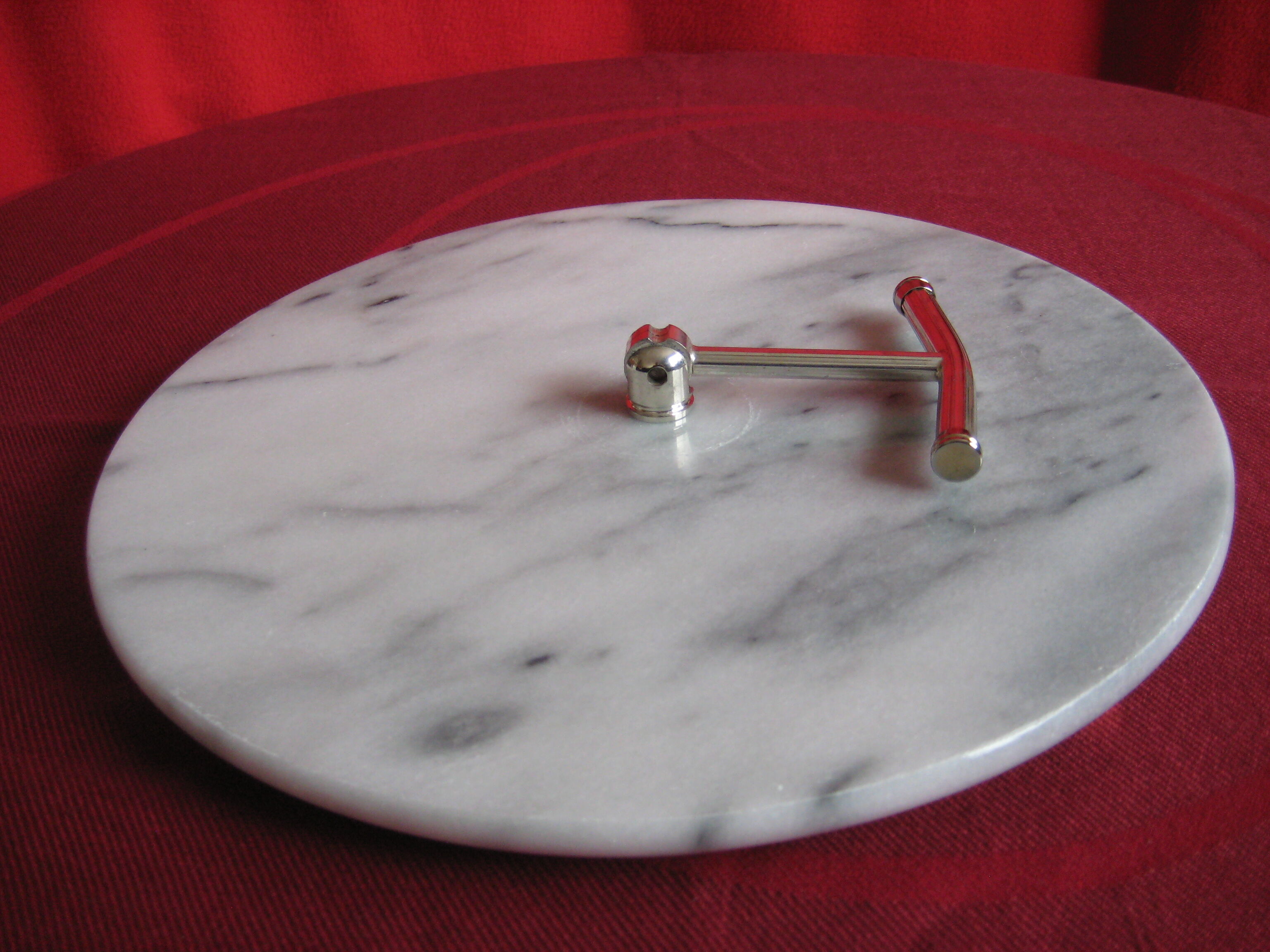 marble cheese tray and removable handle