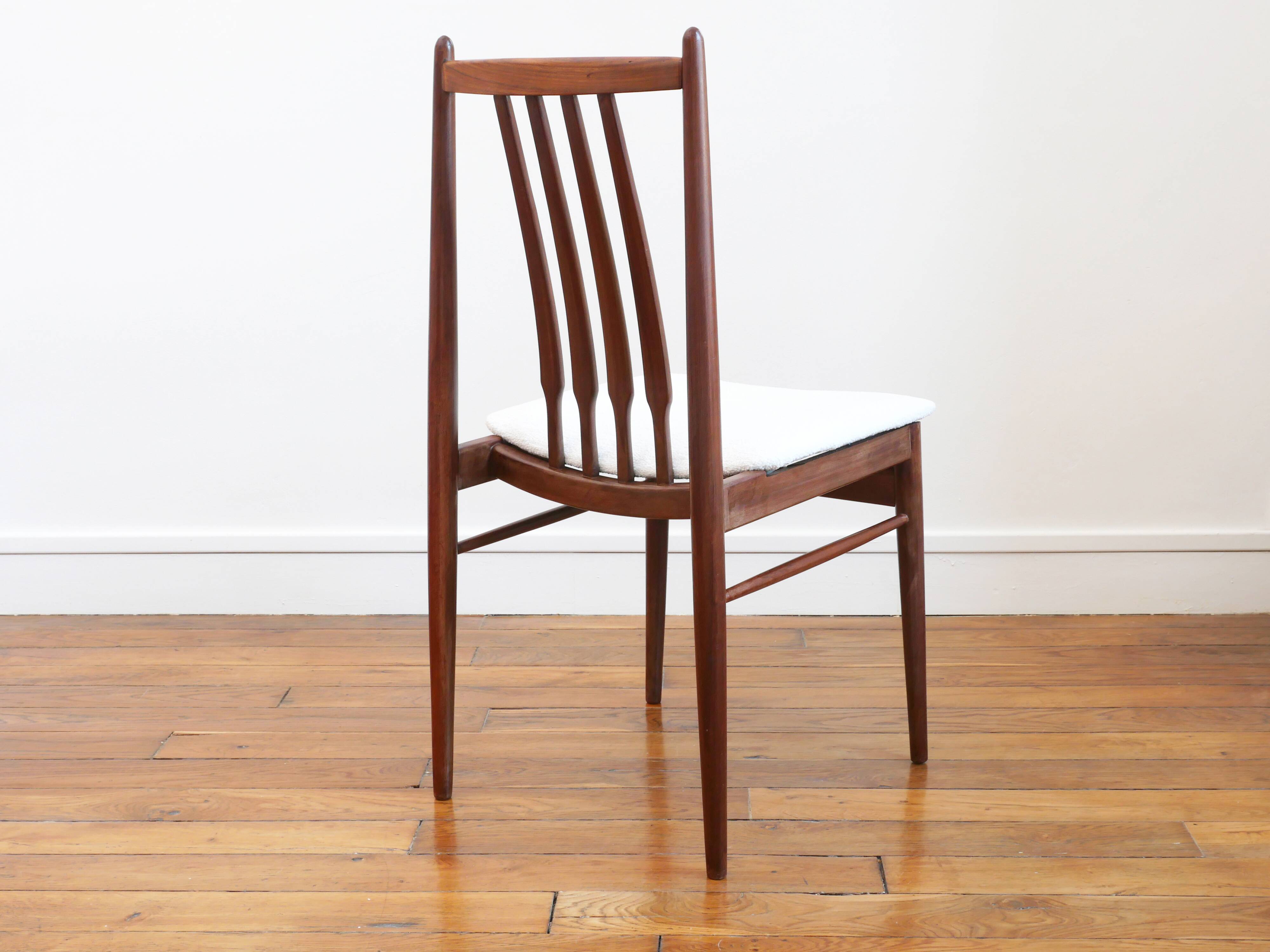 Chaise scandinave en teck