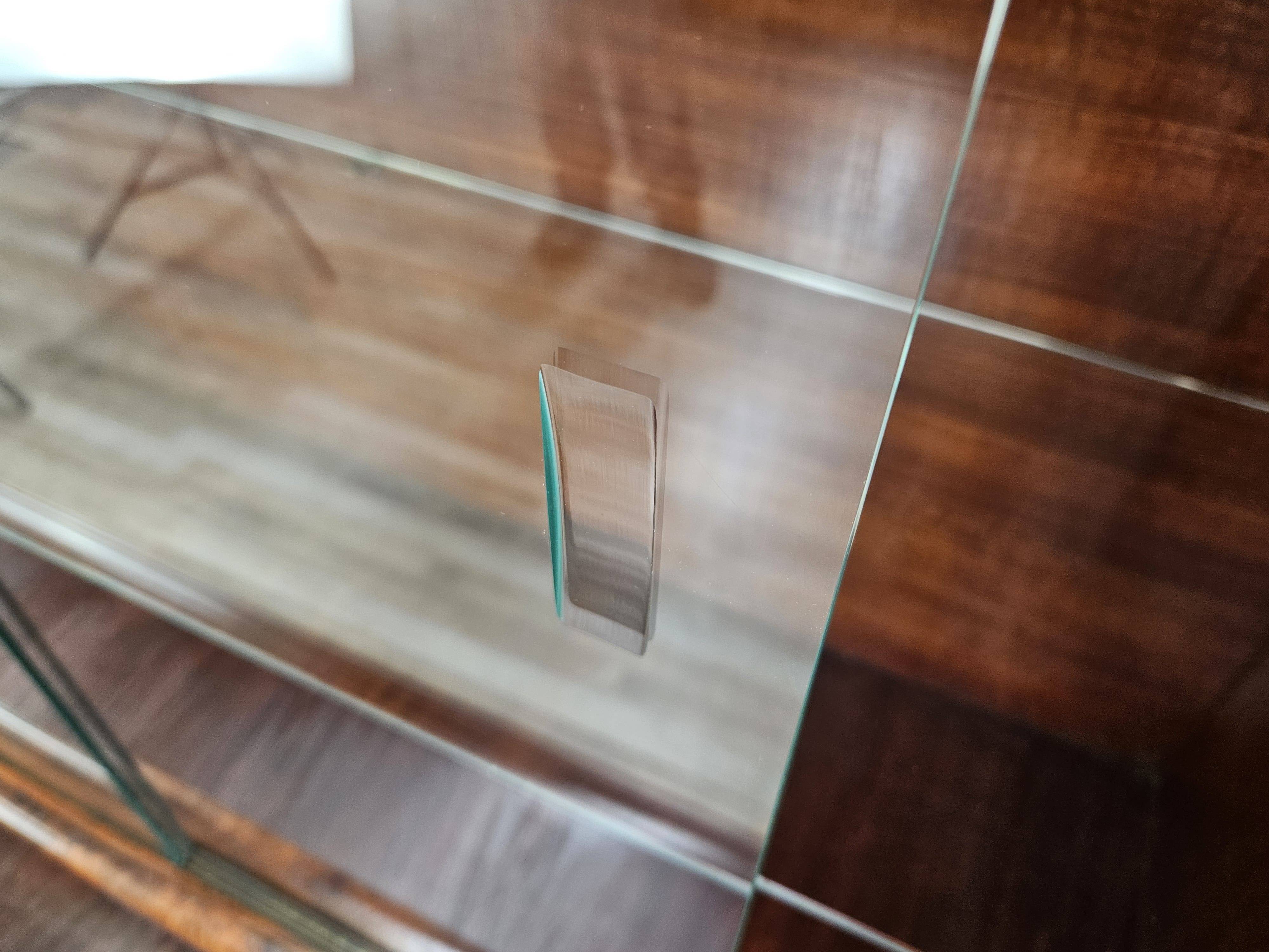 Vitrine Art Déco des années 1930 en noyer et racine de noyer