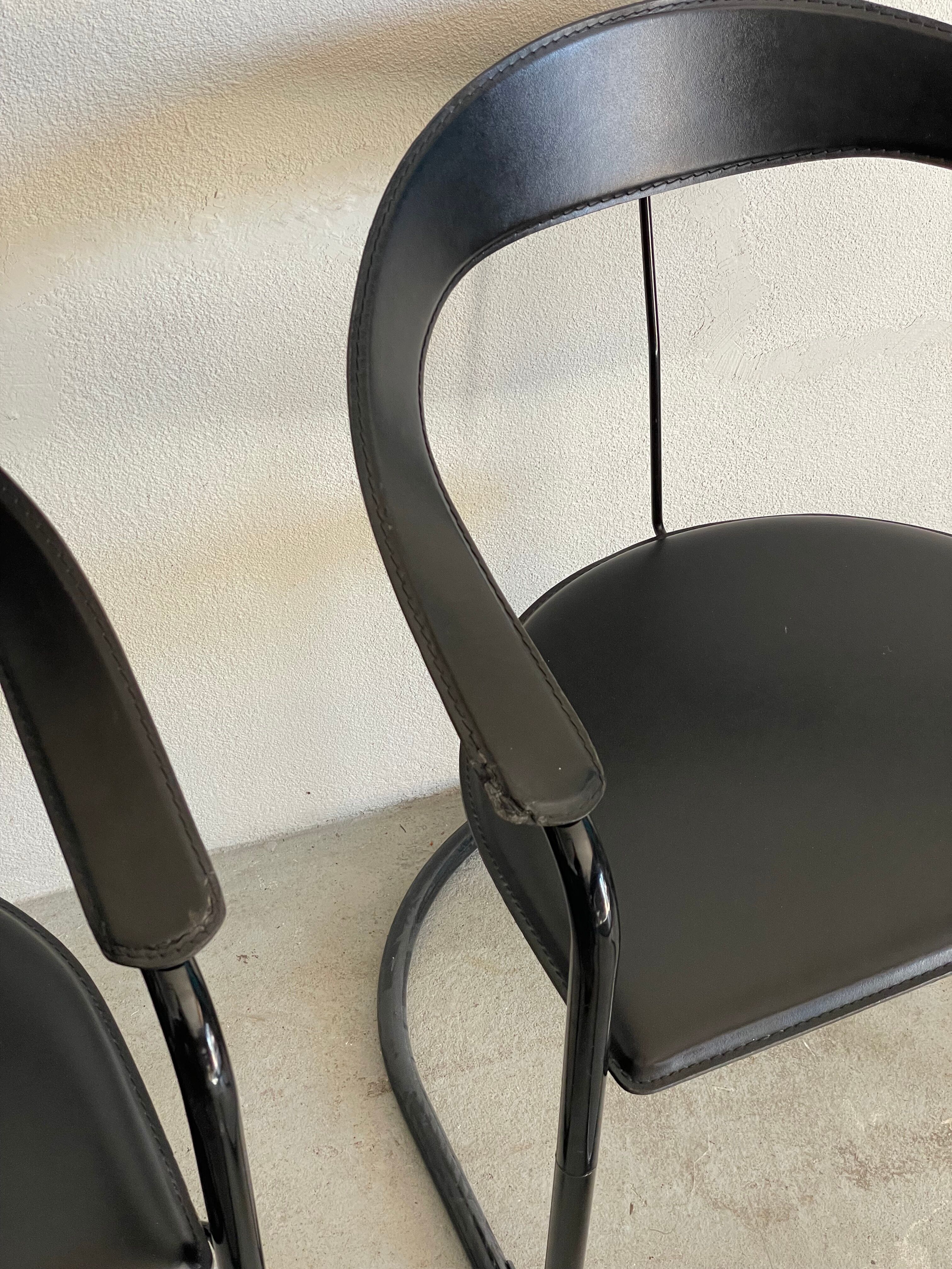 Chaises canasta par arrben