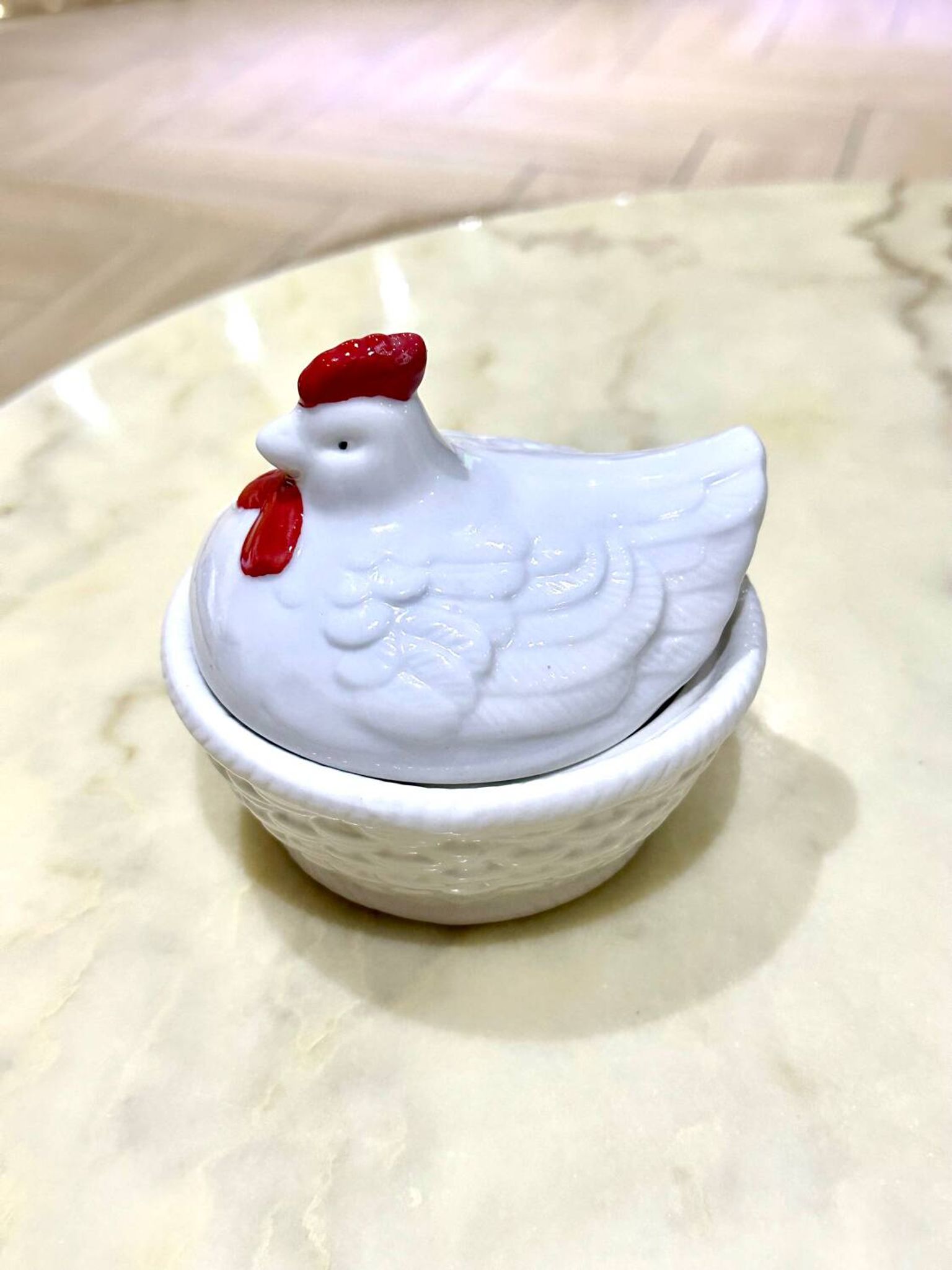 Sugar bowl Bonbonniere Hen vintage ceramic