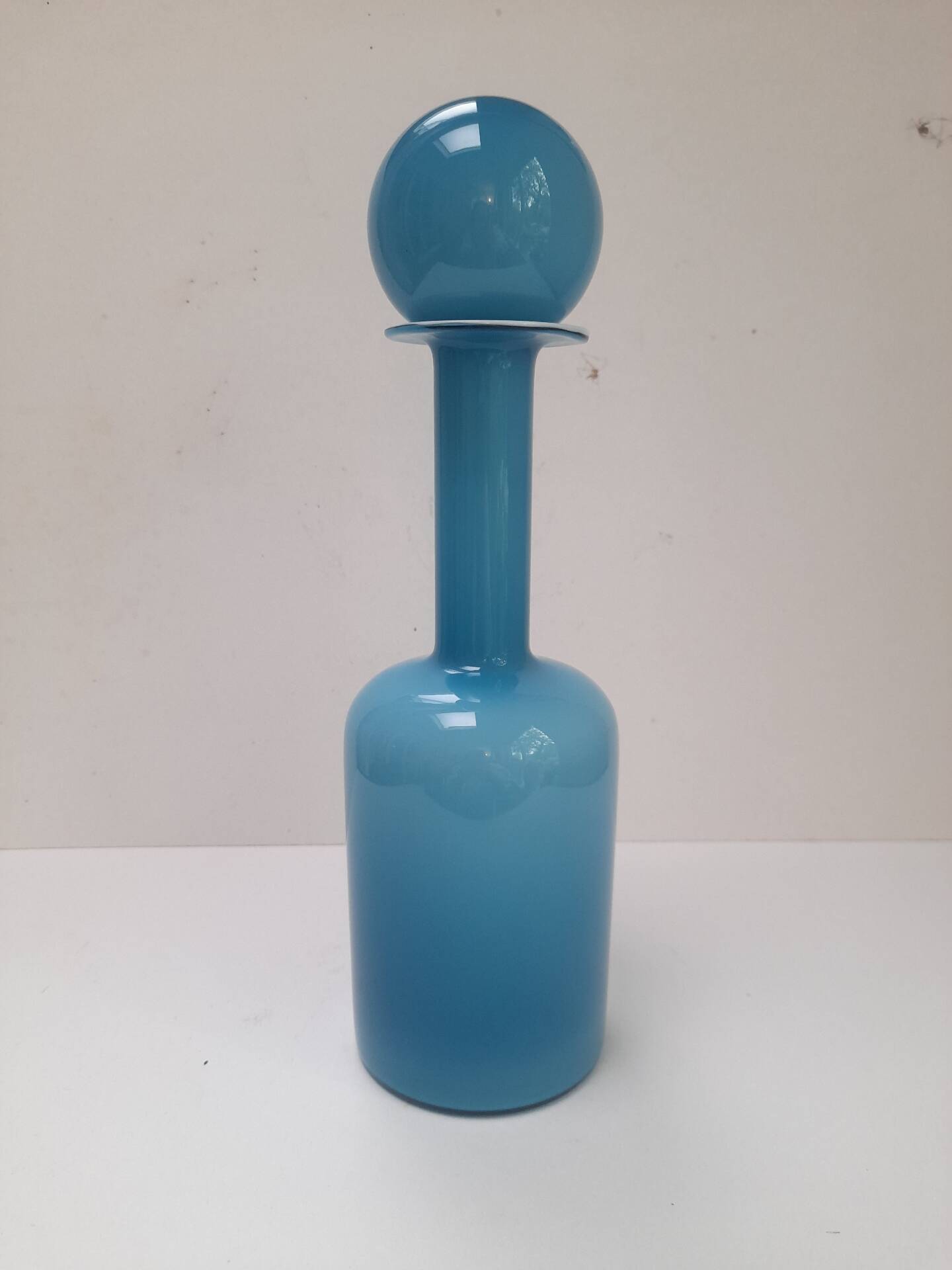 Opaline vase from the Holmegaard Palet collection by Michael Bang.