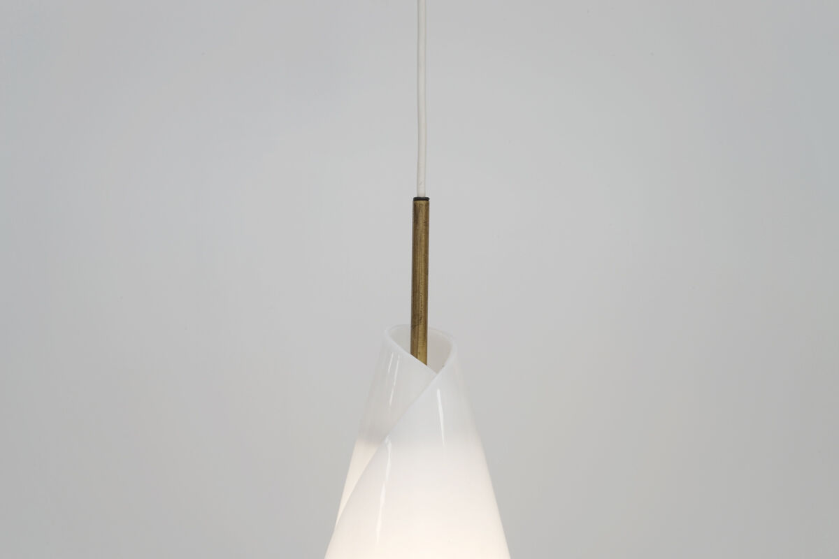 Suspension scandinave en plexiglass années 1960