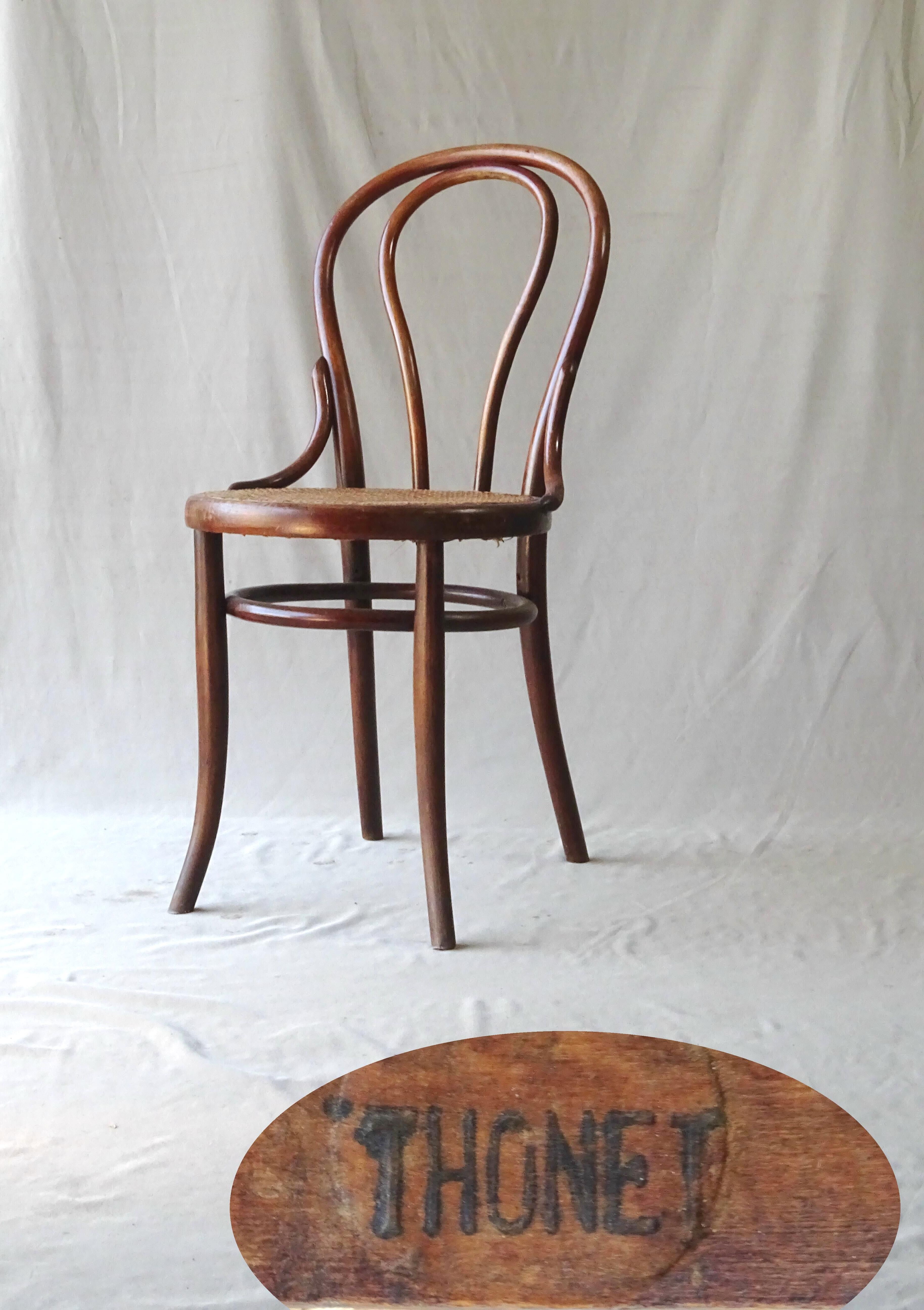 Viennese chair THONET N° 18 of 1900, canned bistro.