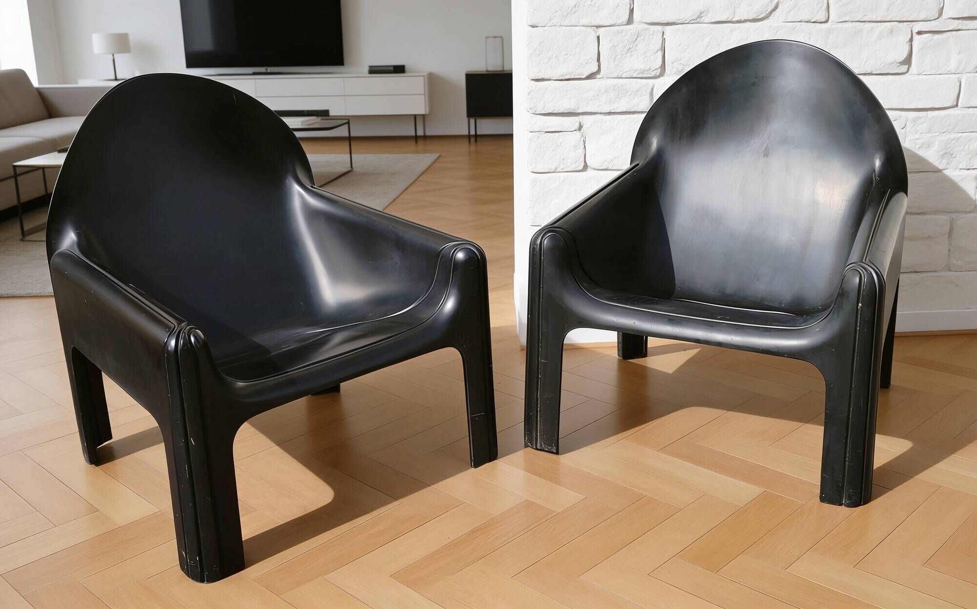 Pair of Gae Aulenti armchairs