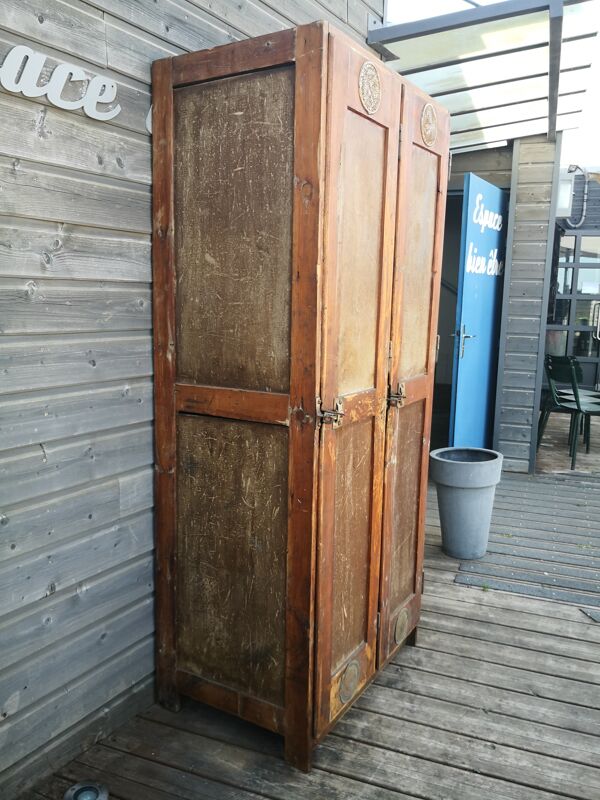 Vestiaire porte manteau, Armoire vintage en bois
