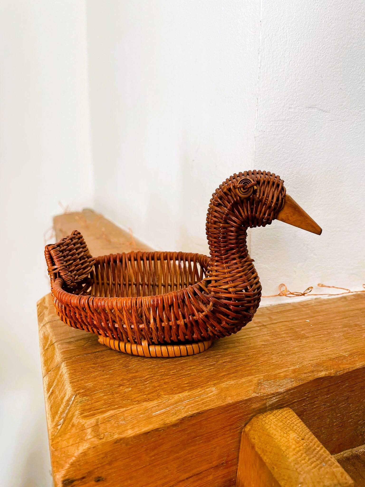 Panière / corbeille en osier en forme de canard (vintage)