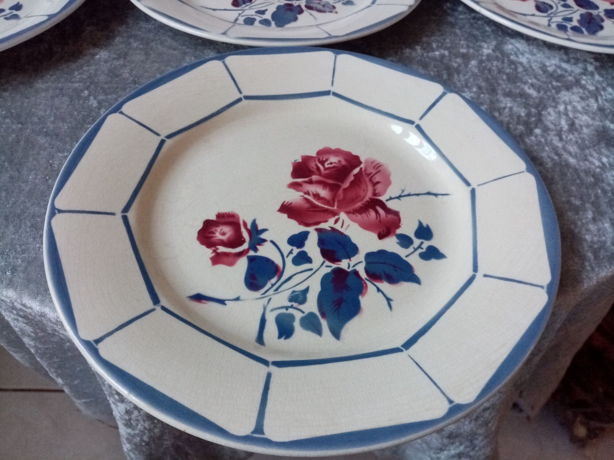 Series of 6 plates flat decor of roses, model malmaison, digoin sarreguemines
