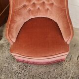 Pink velvet toad armchair