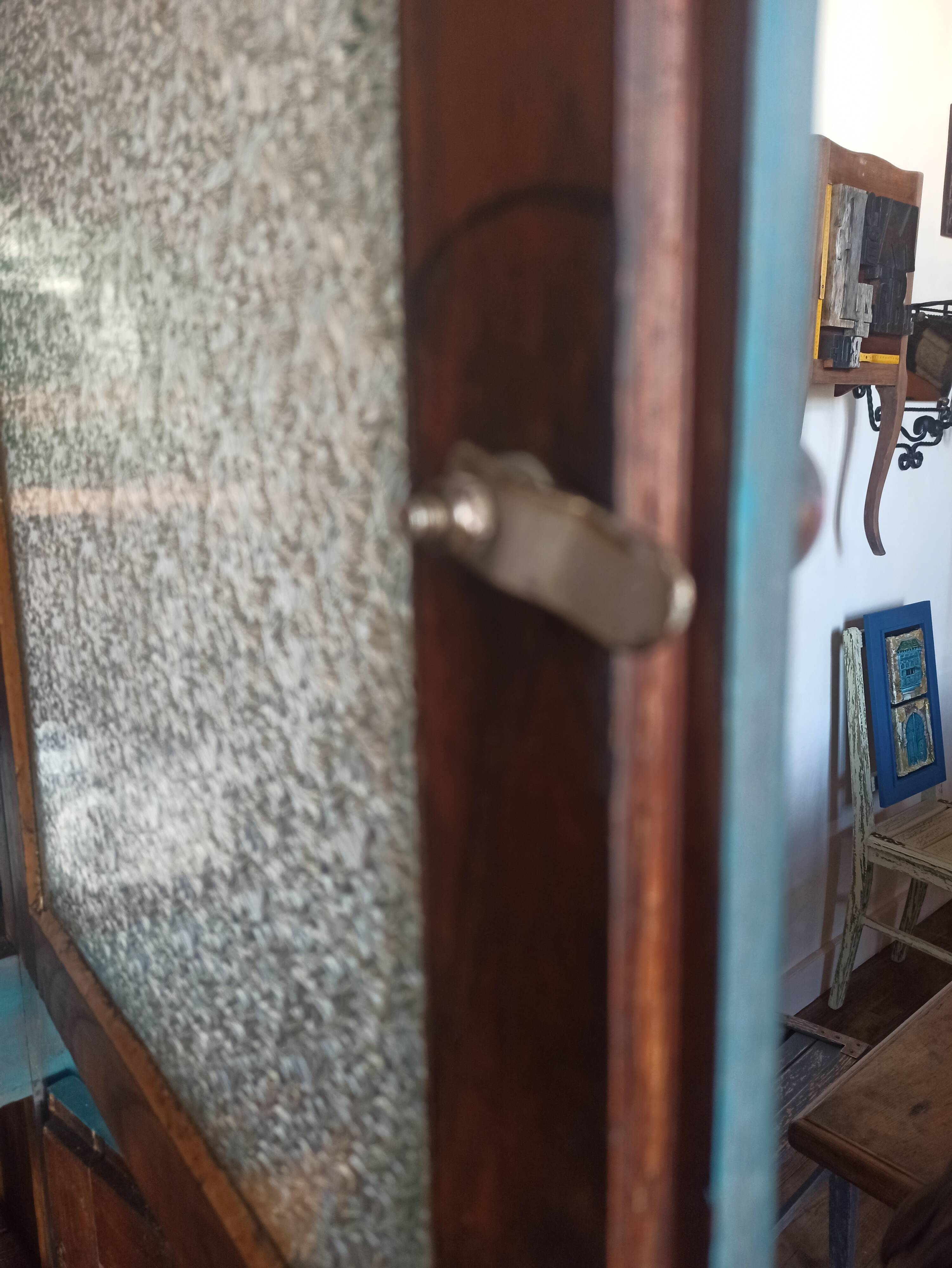 Dresser/Wardrobe/Hat cabinet/Pantry/Standing man