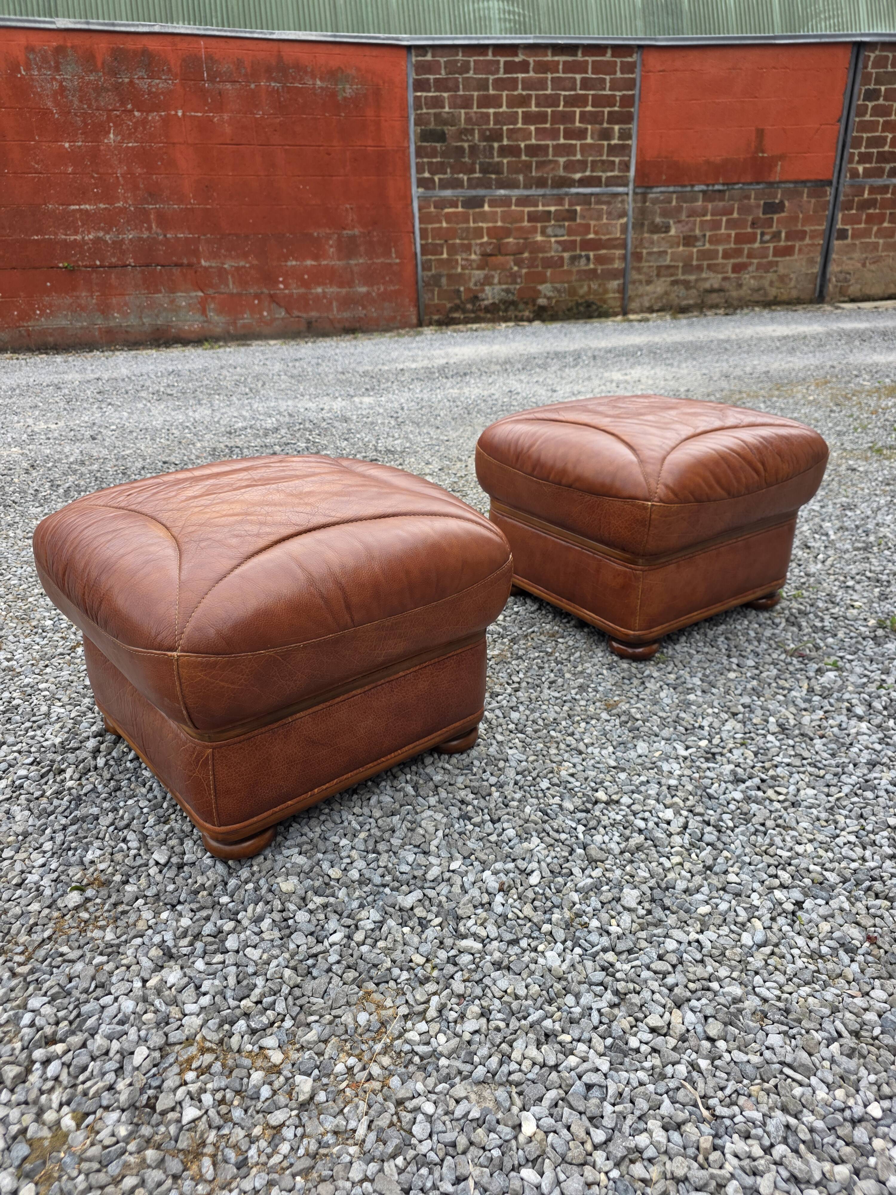 Pair of leather footrests from the 70s/80s.
