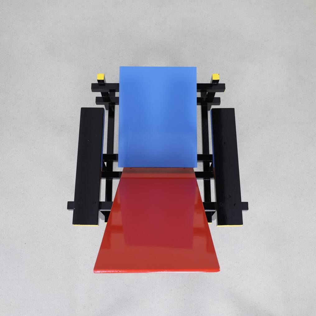 Dutch Bauhaus Lounge Chair in the style of Gerrit Rietveld