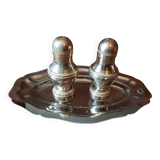 Metal salt and pepper shaker set