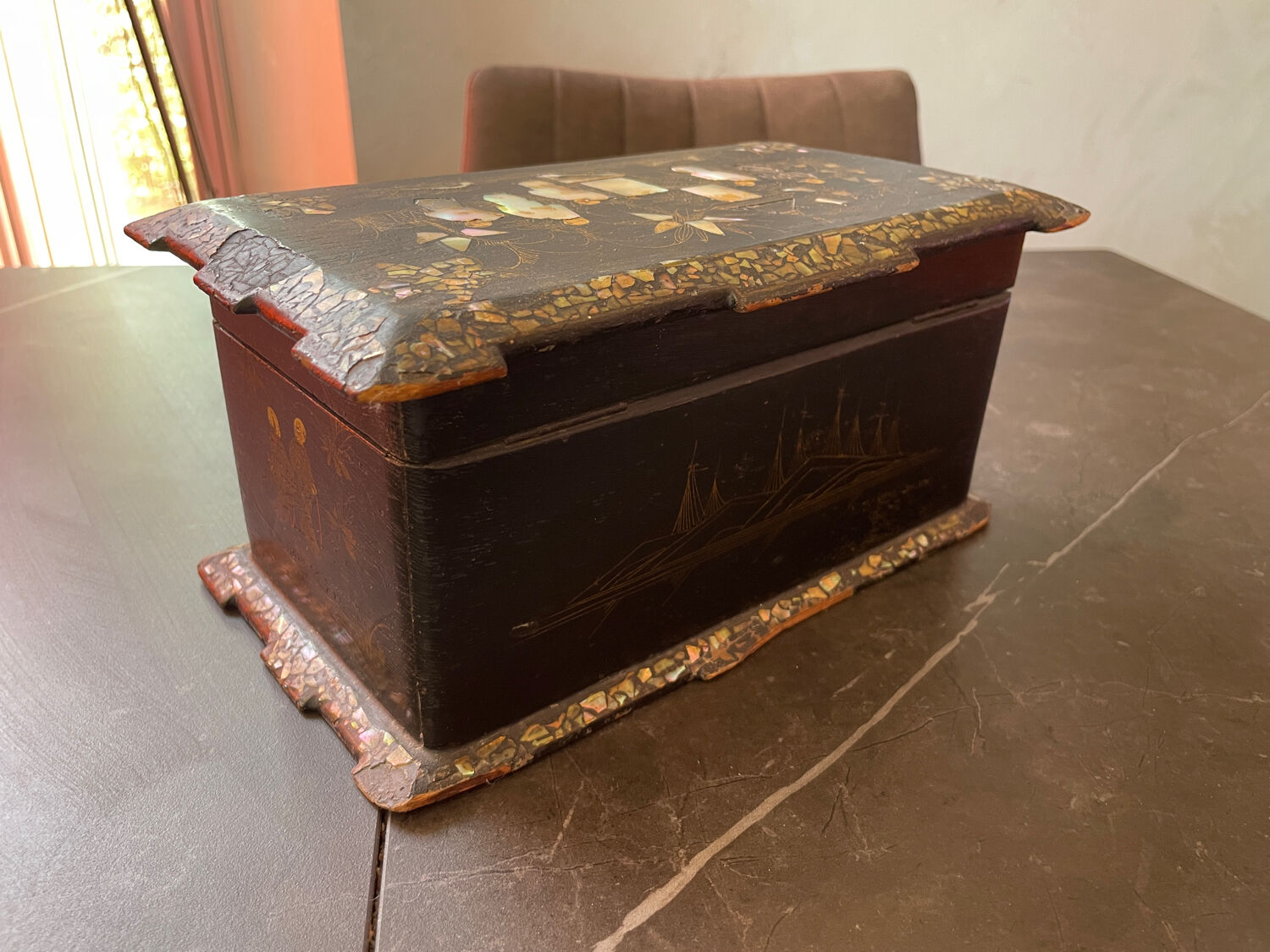 Old asian tea box box mother-of-pearl and wood xixth