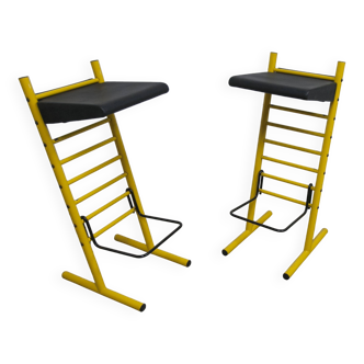 Paire de tabouret de bar italien ajustables jaune laqué et noir