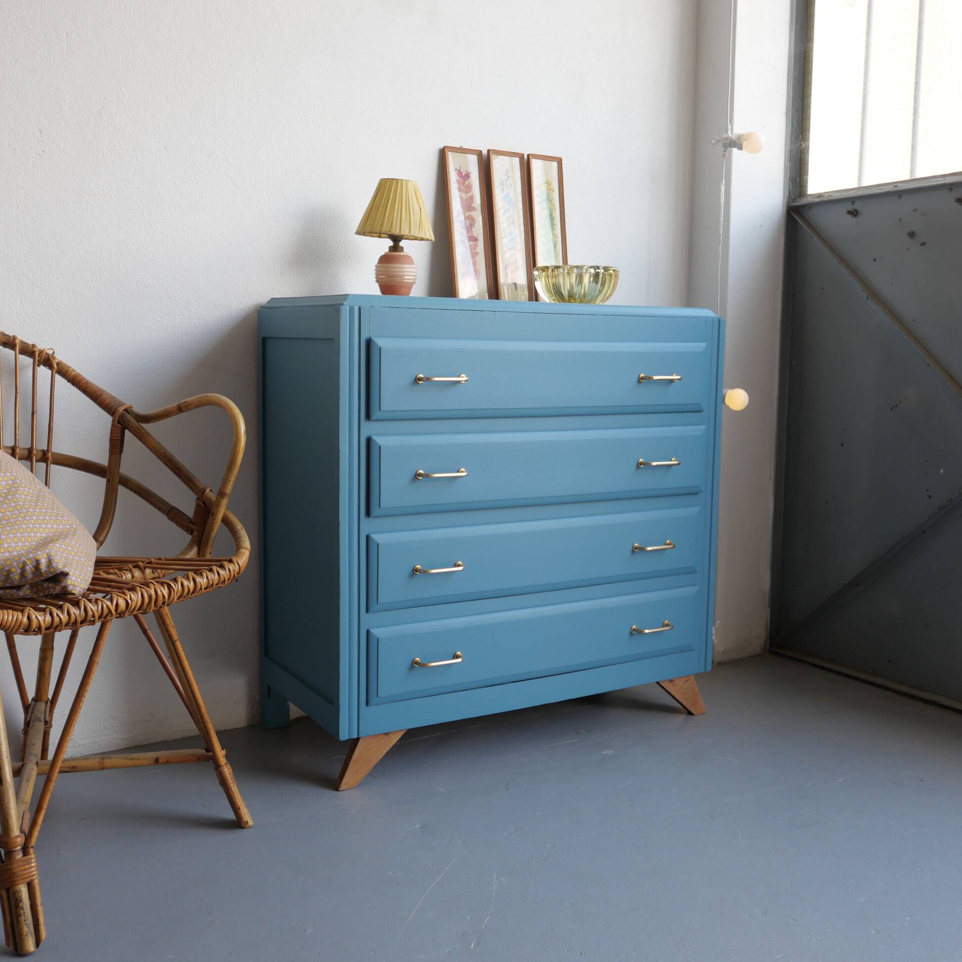 Vintage chest of drawers