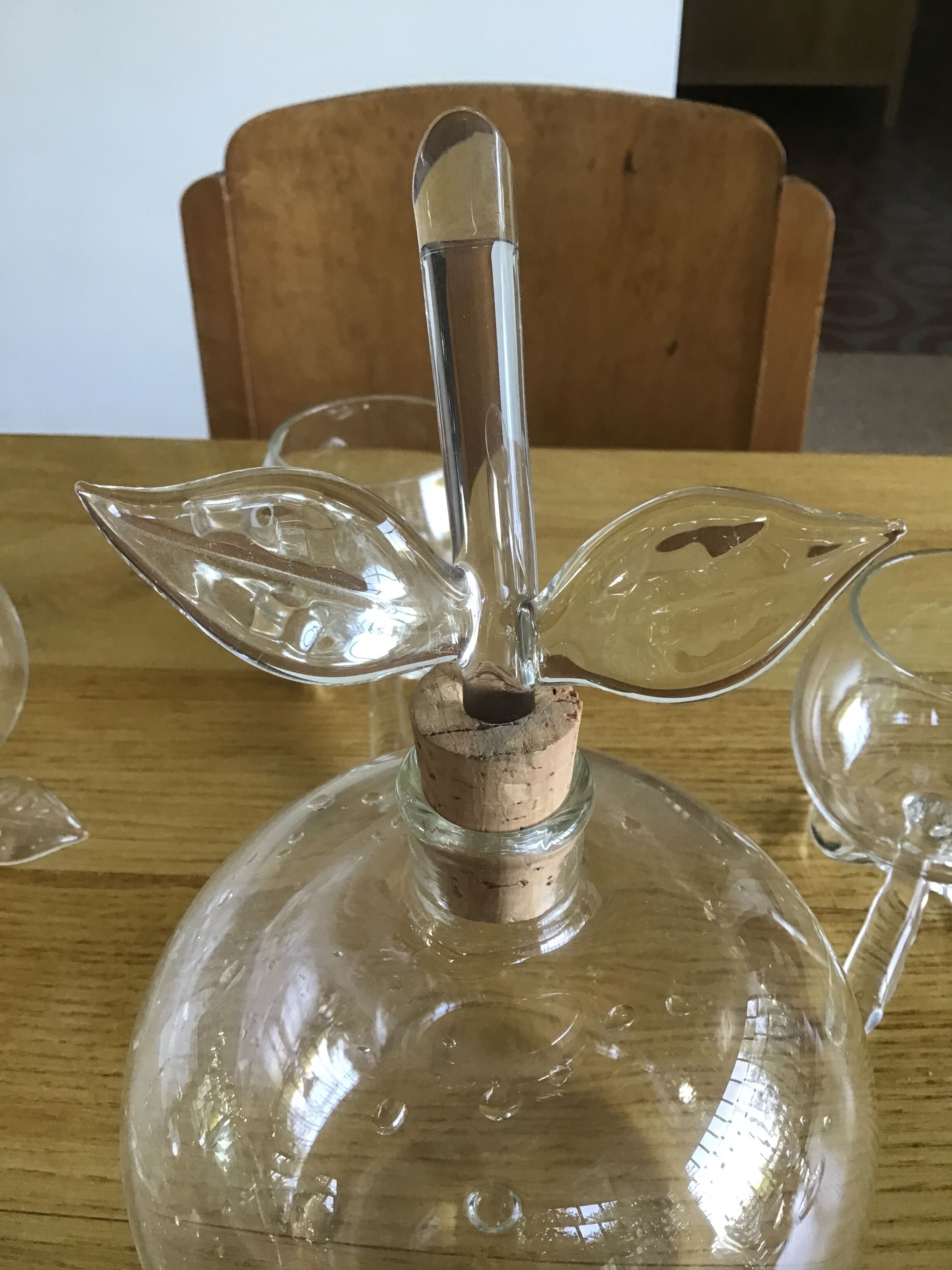 Carafe service and 6 ball glasses