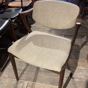 Chaises de salle à manger en teck modèle 42 de Kai Kristiansen pour Schou Andersen
