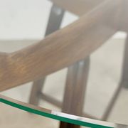 Table d’appoint en bois et verre, Italie, années 60, guéridon