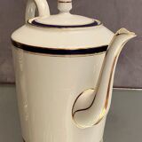 Teapot with blue and gold nets in Limoges porcelain signed Haviland