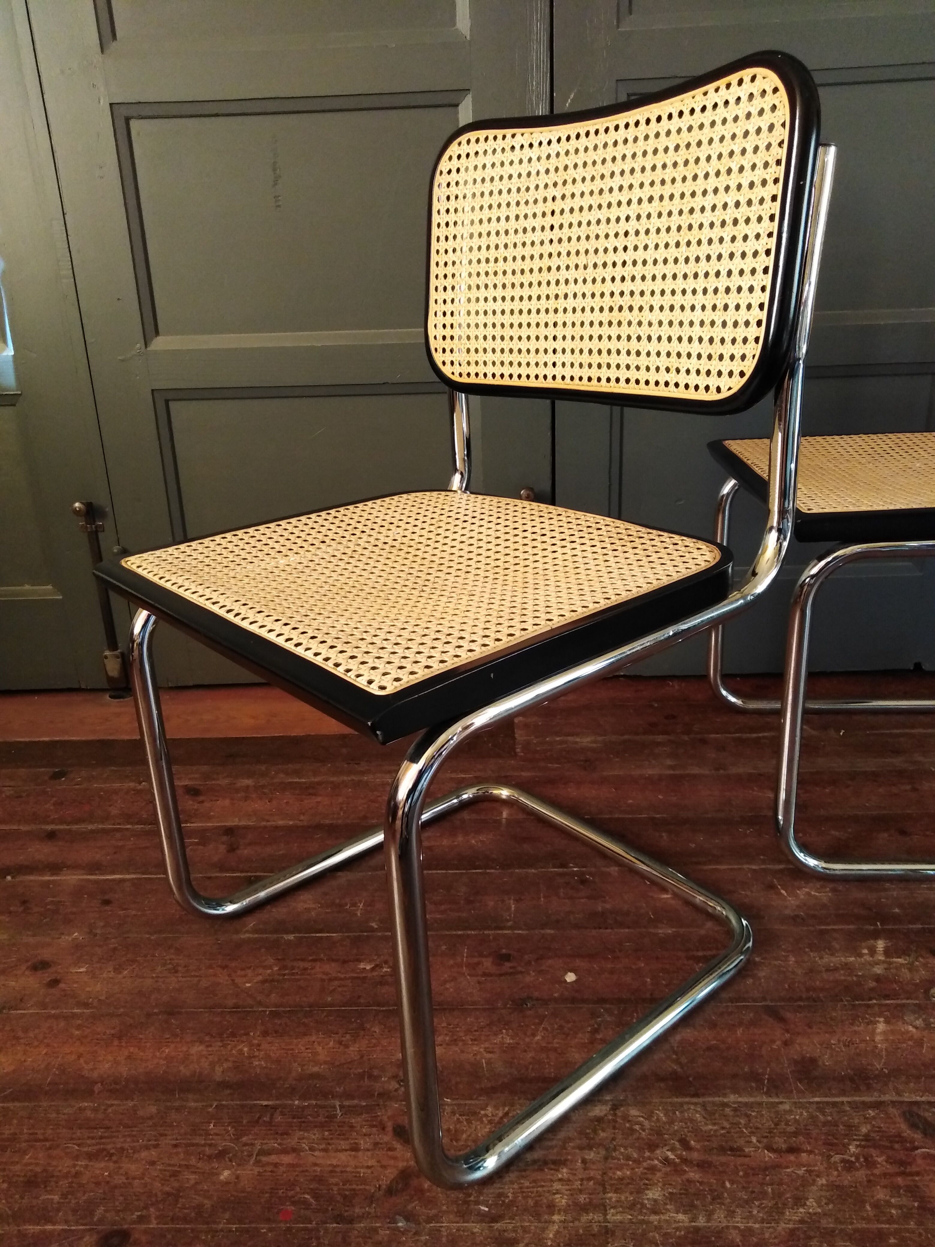 2 chairs Marcel Breuer B32 Cesca 1970