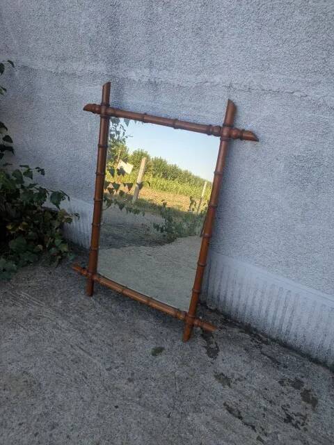 Miroir en bois façon bambou