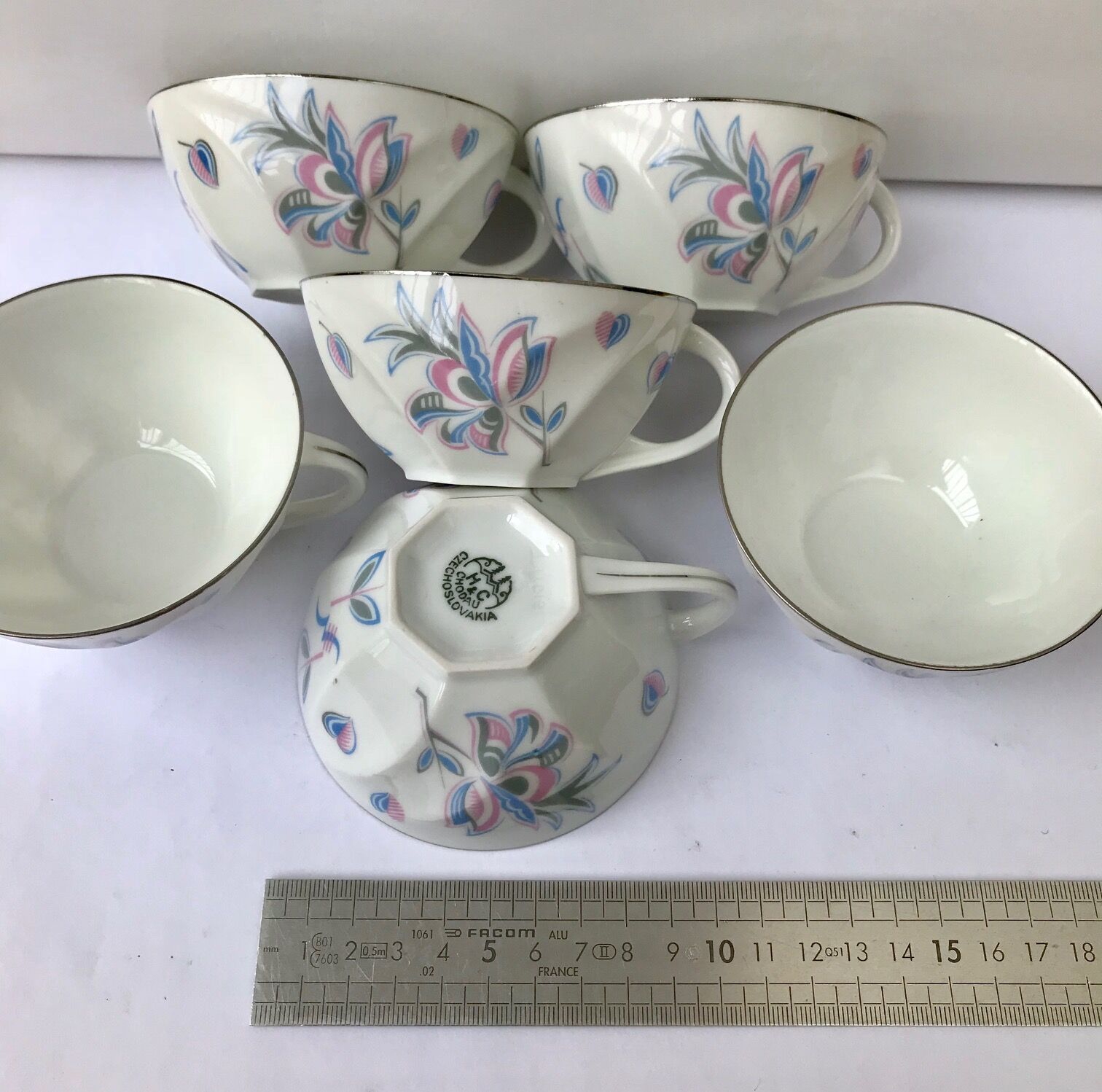 Porcelain tea set 30s