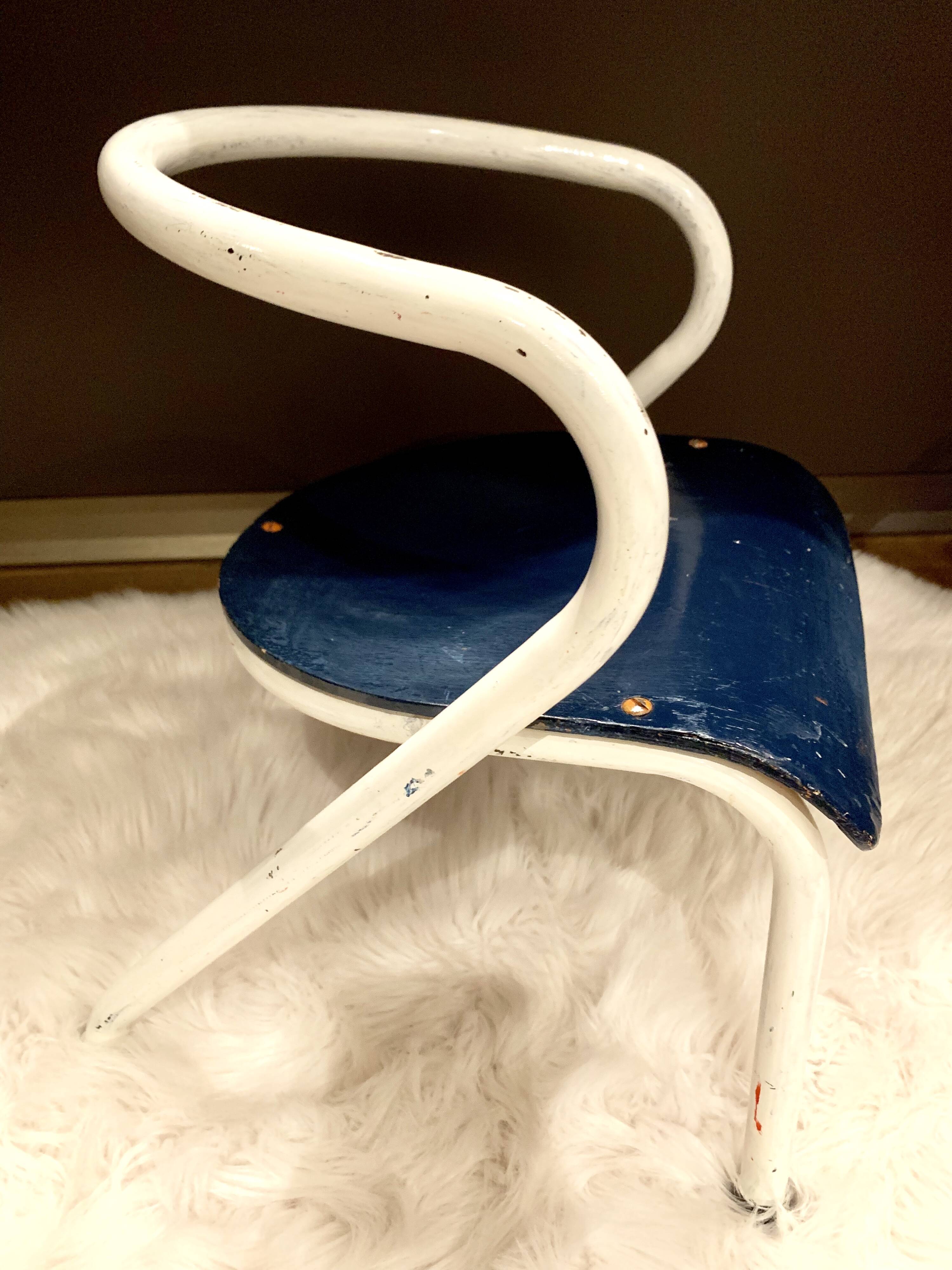 Jacques Hitier child schoolboy chair