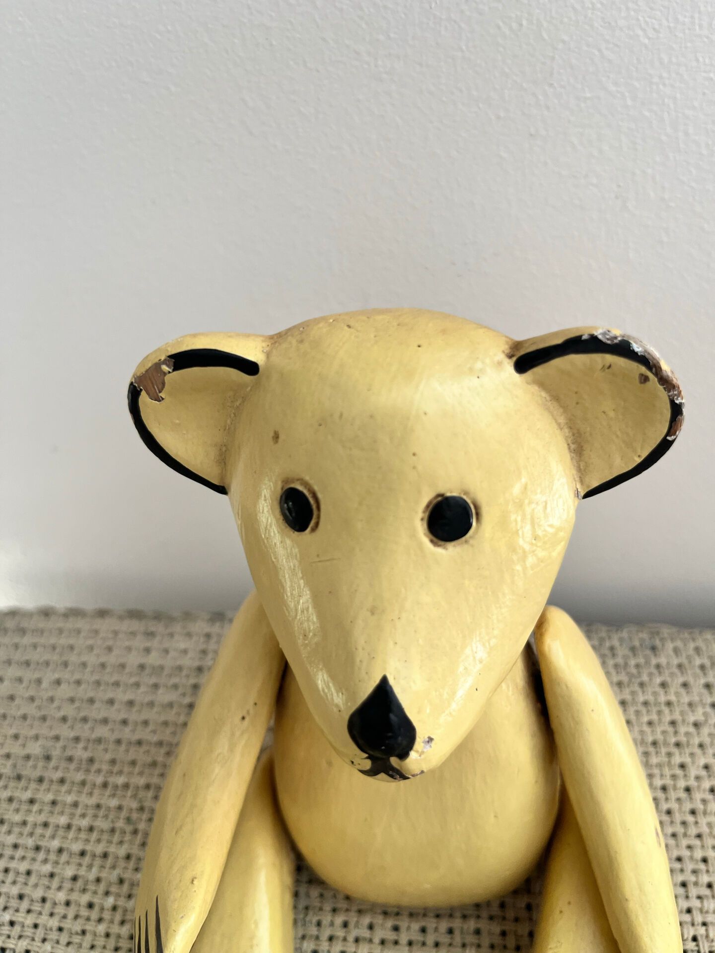 Ours in articulated wood