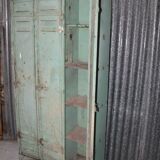 Metal cabinet, 3 door lockers