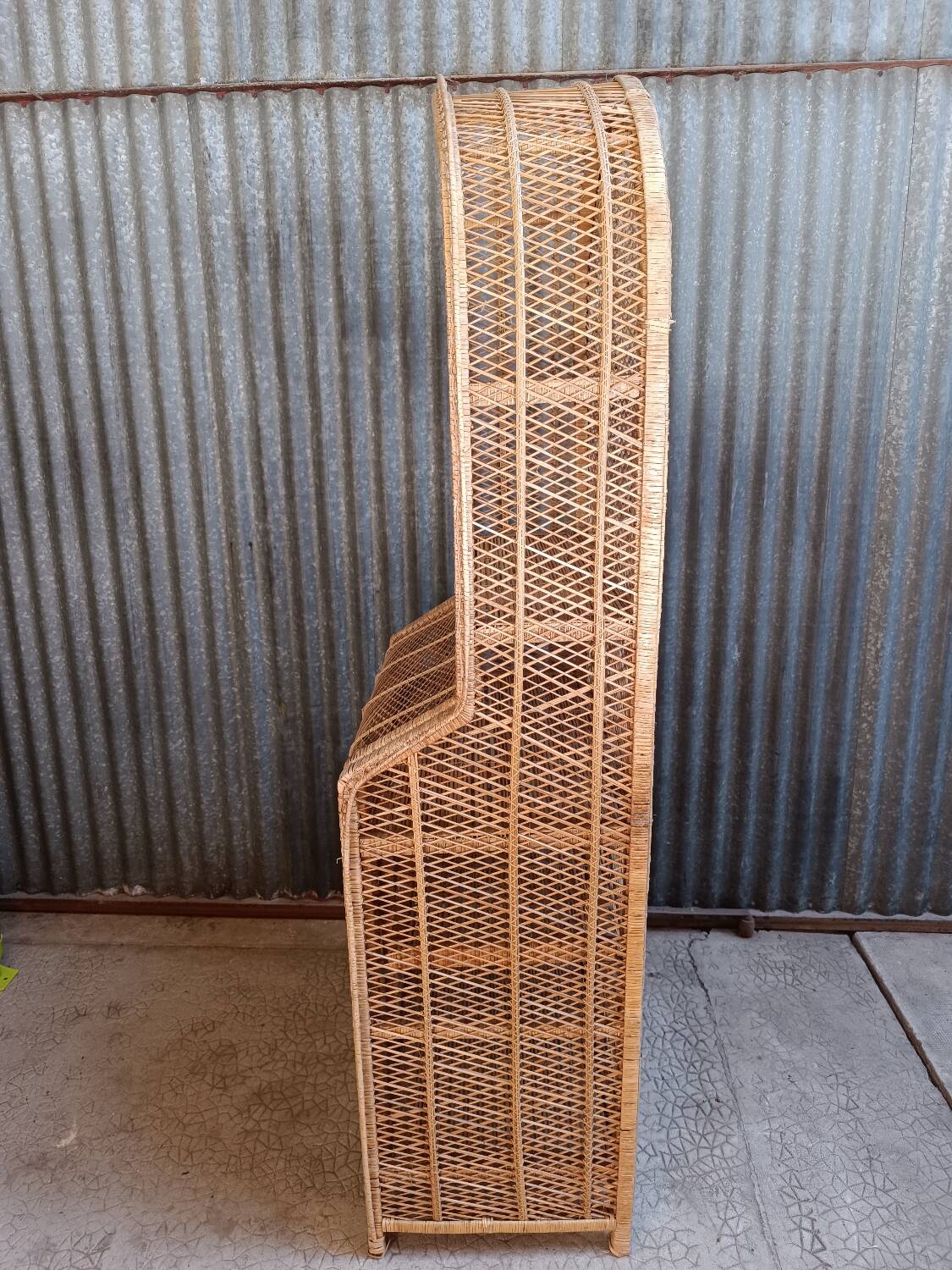 Bibliothèque en osier rotin vintage