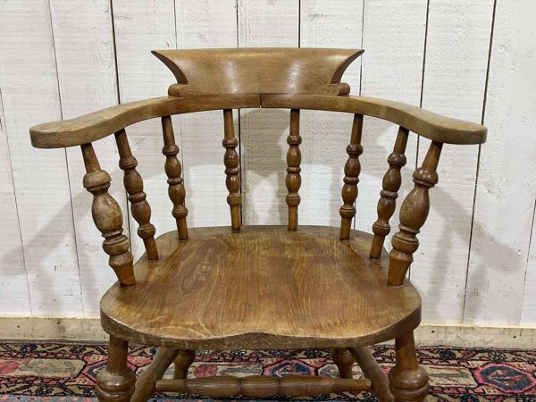 Fauteuil rustique anglais 19ème en orme et hêtre